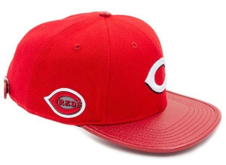Pro Standard Cincinnati Reds City Double Front Logo Snapback Hat